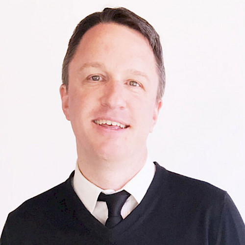 Geoff Gibson Headshot