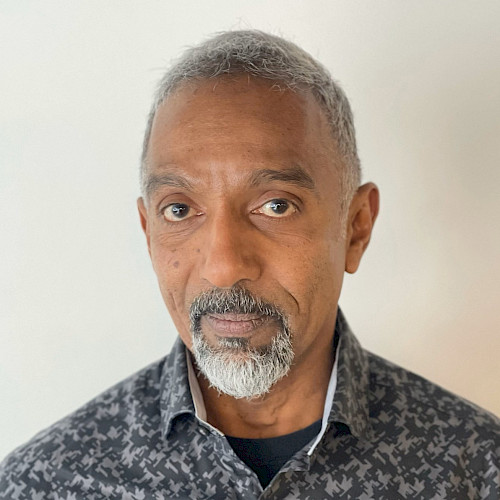 Harsha Pelimuhandiram Headshot